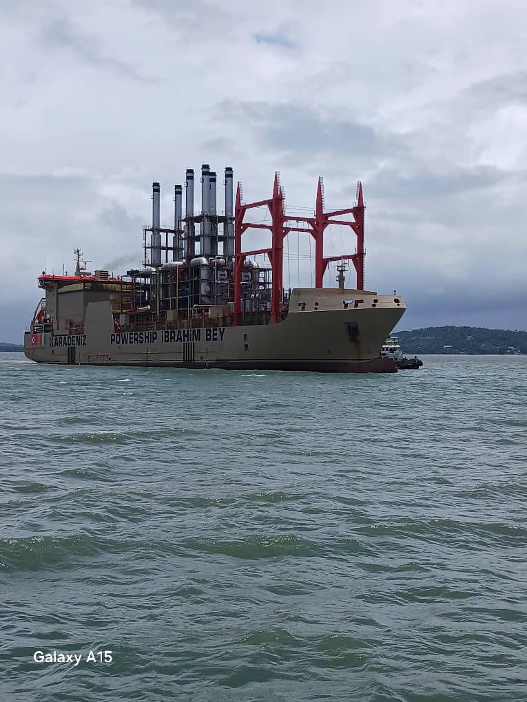 Arrivée du bateau turque ce jeudi à Conakry : le gouvernement se frotte les mains et promet le courant 24h/24